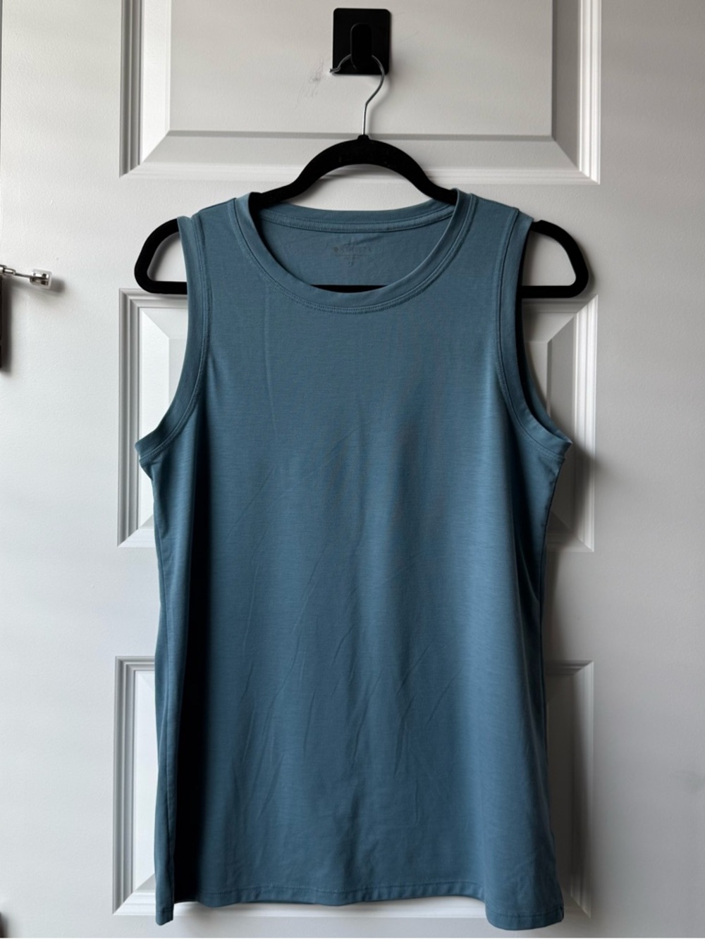 Athleta Women’s Blue Sleeveless Tank Top Size S